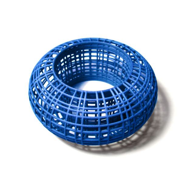 Donut Cage Bangle - Royal Blue | Maria Eife