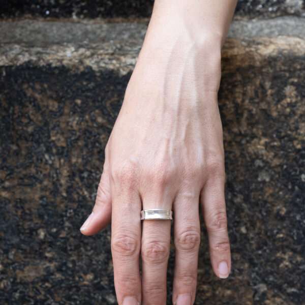Concave Ring | Niki Leist