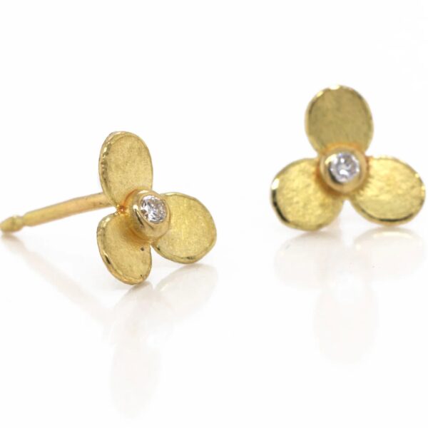 Trilium Stud Earrings | Barbara Heinrich