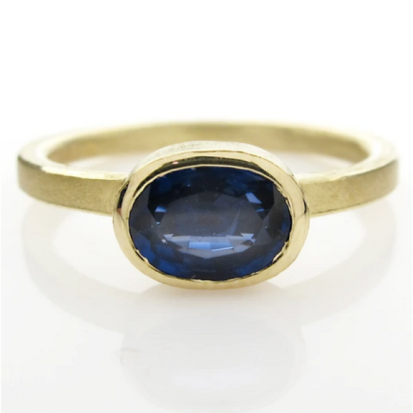 Oval Sapphire Stacking Ring | Barbara Heinrich