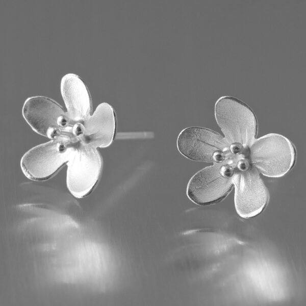 Small Flower Post Earrings I Elise Moran
