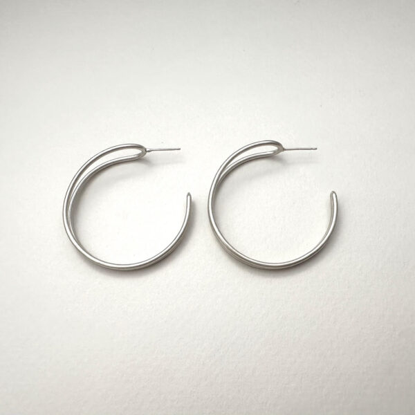 Sterling Wire Paisley Hoops - Large | Kara Hetz