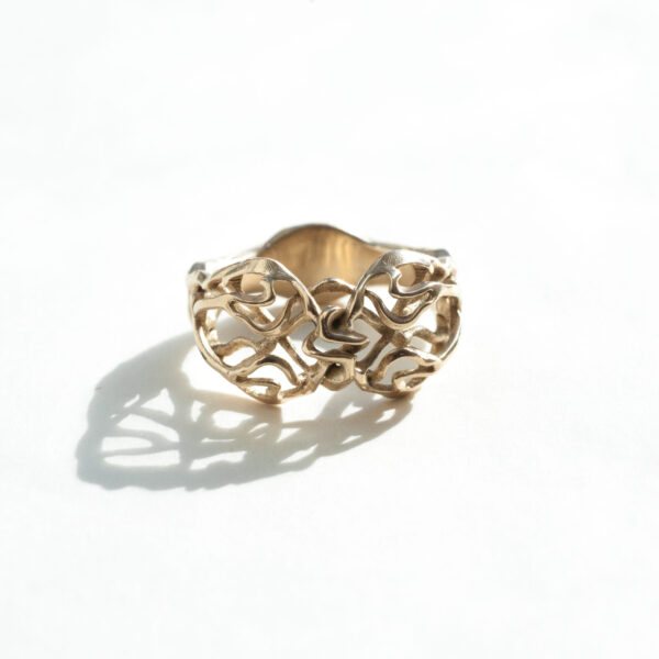 String Ring - 10k gold