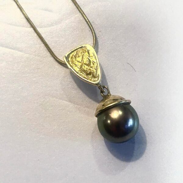 Tahitian Pearl Necklace | Marne Ryan