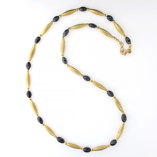Black diamond necklace with gold spacers | Barbara Heinrich