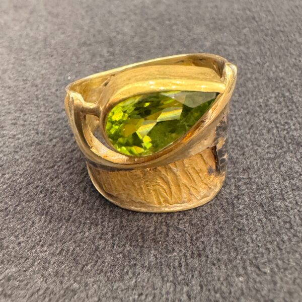 Ring 24 | Marne Ryan