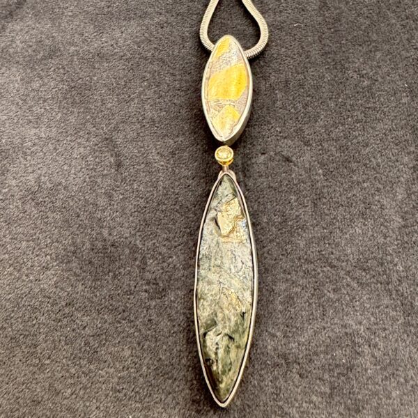 Pendant 59 | Marne Ryan