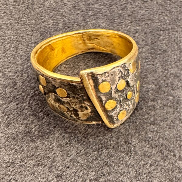 Ring 10 | Marne Ryan