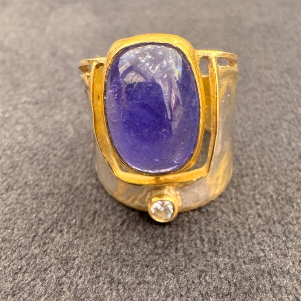 Ring 51 | Marne Ryan