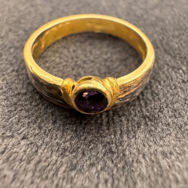 Ring 38 | Marne Ryan